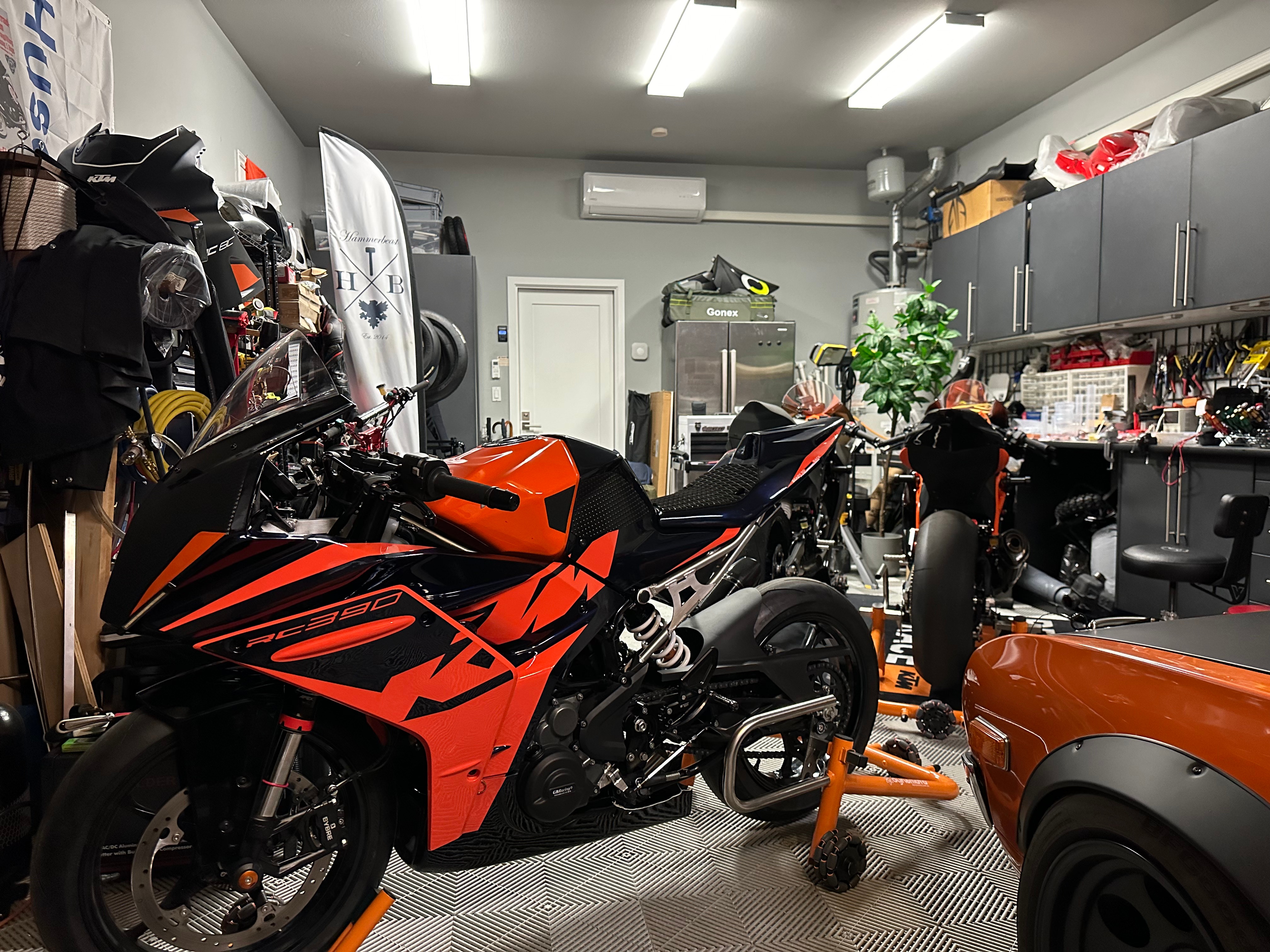 2023 KTM RC390 photo 116